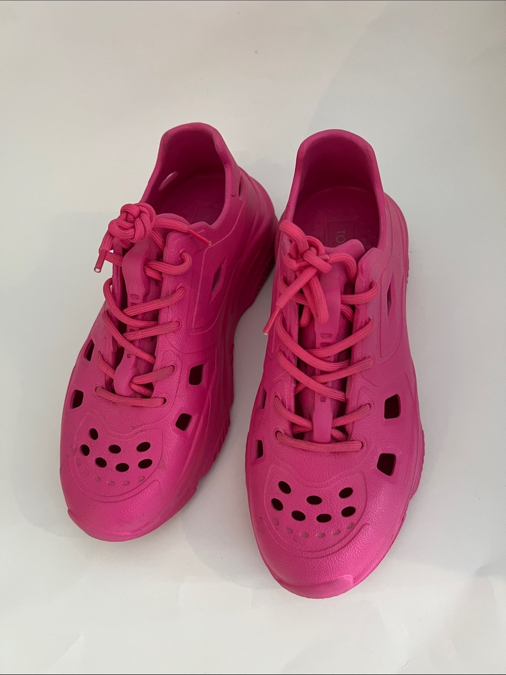 Women's Hot Pink Lightweight Lace-Up Casual Shoes Size 10